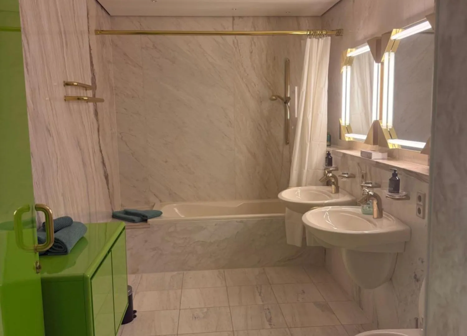Unique Villa In A Dream Location Munich Apartment
